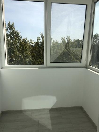Apartament cu 3 camere decomandat, mobilat în Capitol