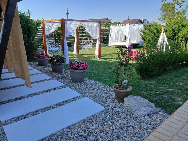 Casă cu 3 camere în Bradu