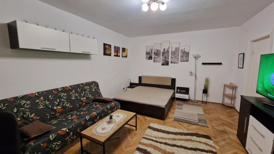 Apartament cu 2 camere decomandat în Dosu Bricii