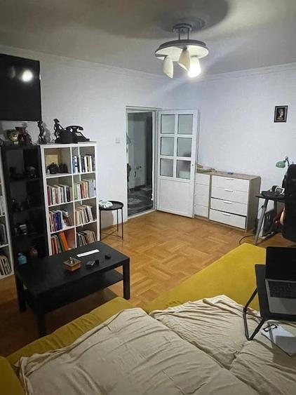 Apartament cu 3 camere decomandat în Doamna Ghica