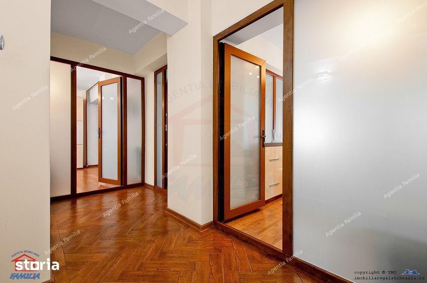 Apartament cu 4 camere în Mazepa 1