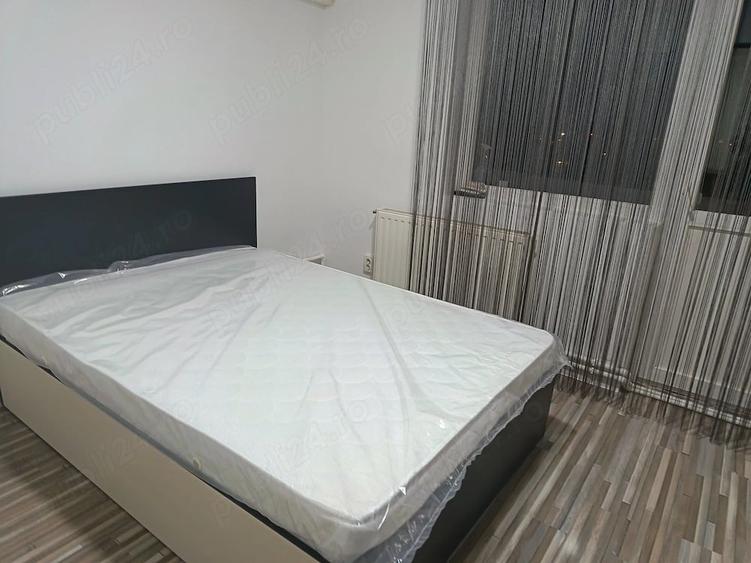 Apartament cu 3 camere decomandat în Patria