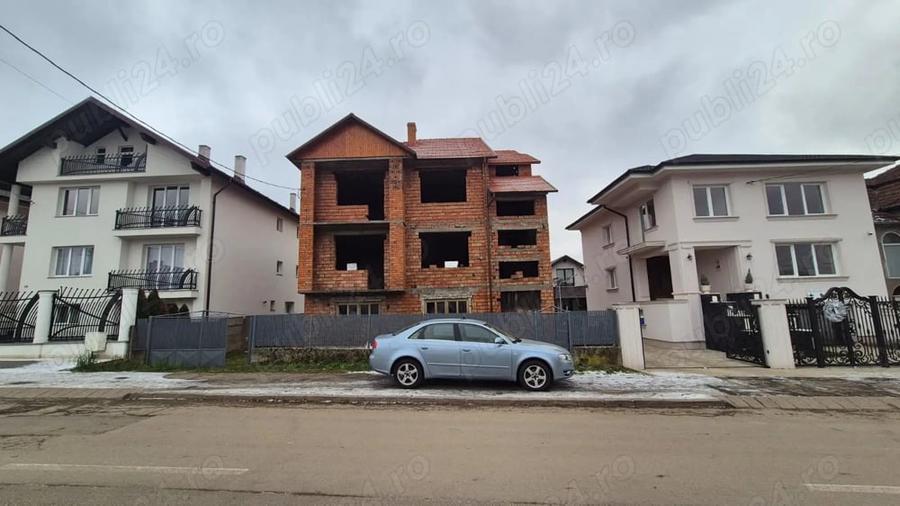 Casă în Central