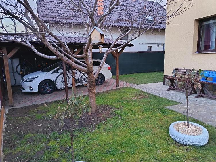 Casă cu Teren 320 Mp în Central