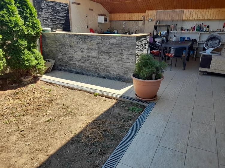 Casă cu 5 camere cu Teren 300 Mp în Central