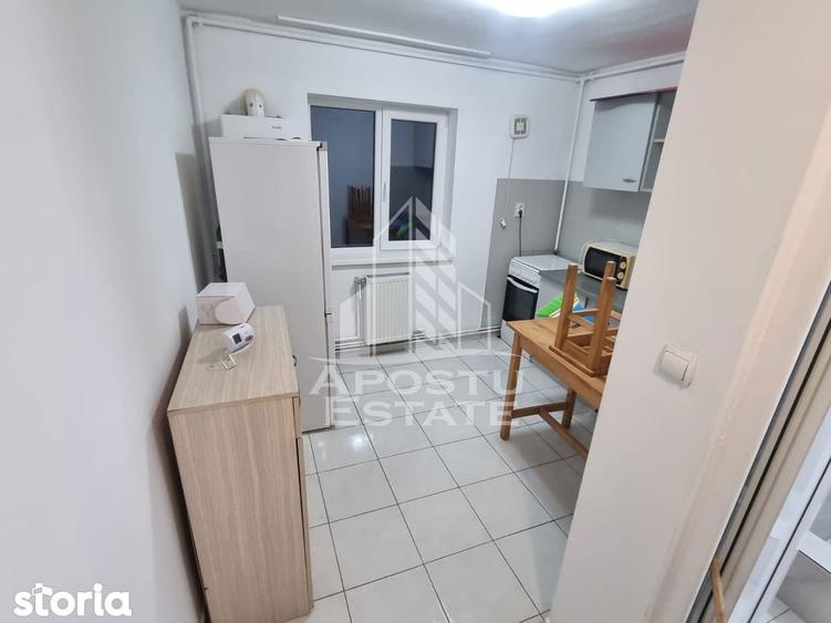 Apartament cu 1 camera de inchiriat, centrala propie, decomandat, zona - 5