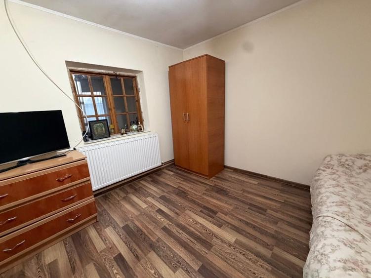 Casă individuală cu 3 camere cu Canalizare în Dragodana