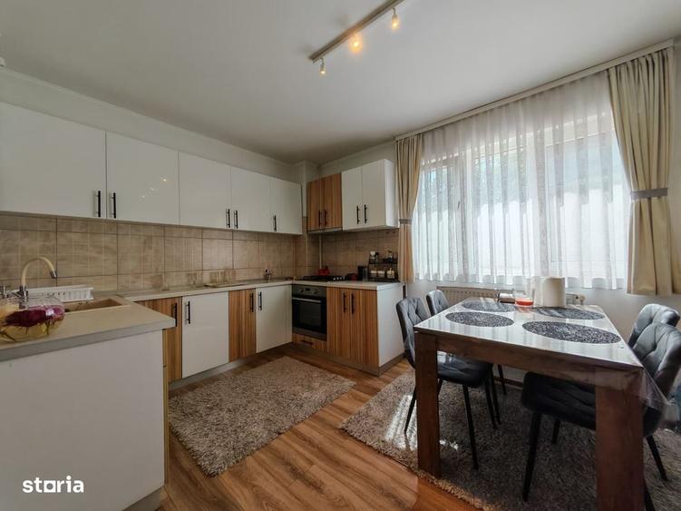 Casă cu 3 camere în Crețești