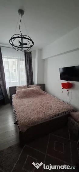 Apartament cu 3 camere decomandat în Bucium