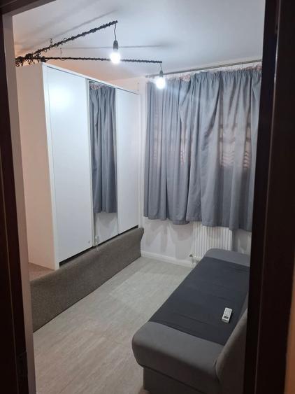 Garsonieră decomandată în Central