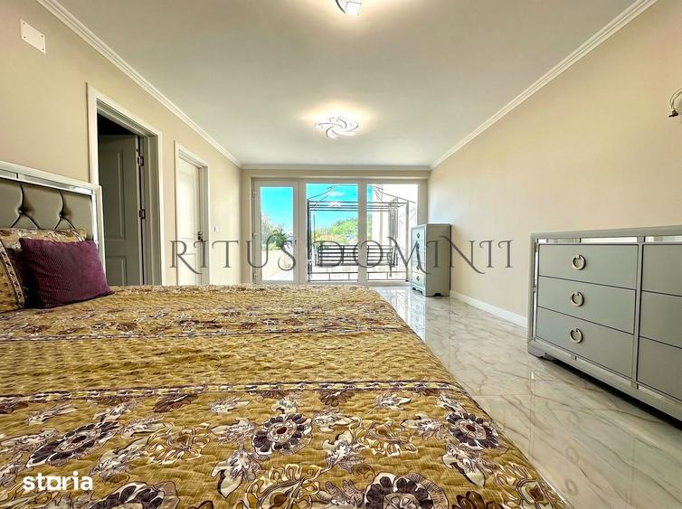Casă cu 8 camere cu Teren 1102 Mp în Nojorid