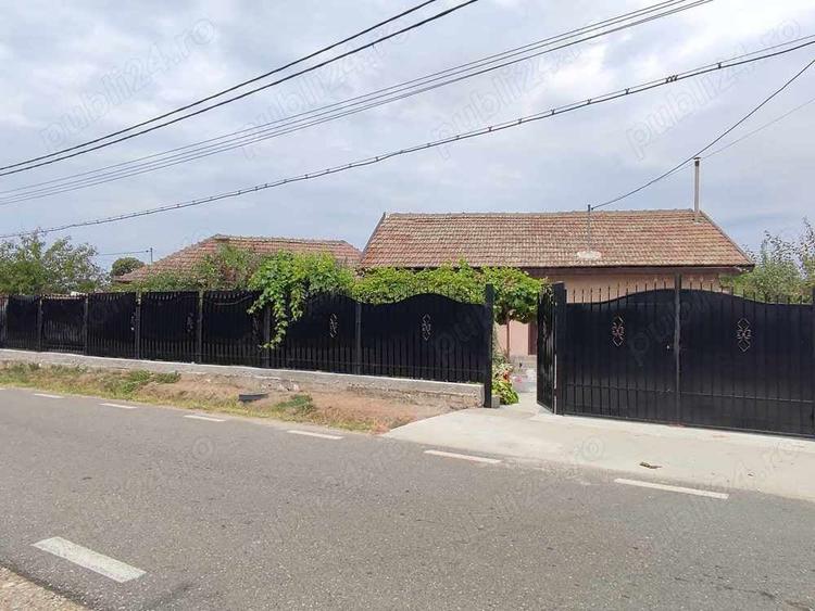 Casă cu Teren 246 Mp în Ostrovu Corbului