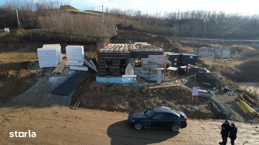 Casă cu 4 camere cu Teren 450 Mp în Mireșu Mare