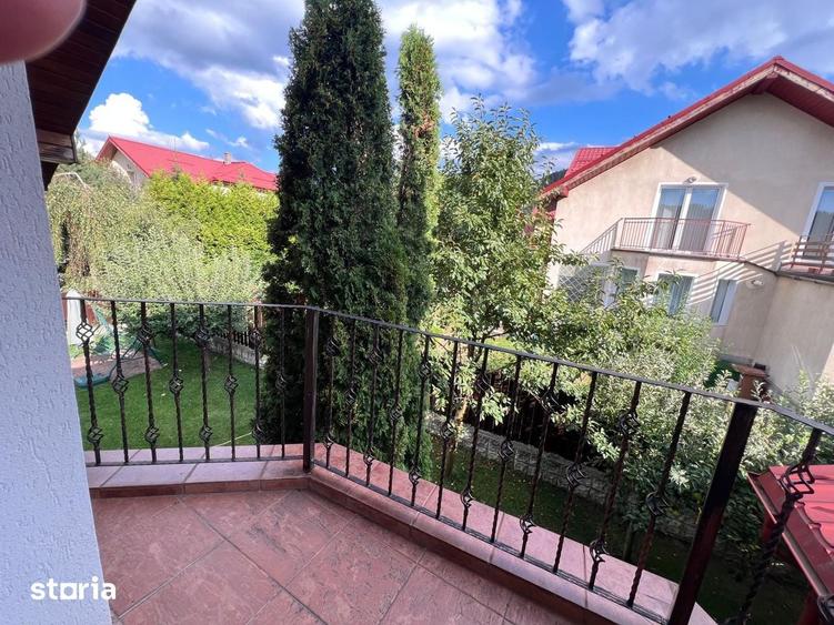 Casă cu 5 camere cu Teren 400 Mp în Bunloc