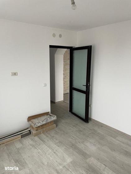 Apartament cu 2 camere semidecomandat în Cuza Vodă