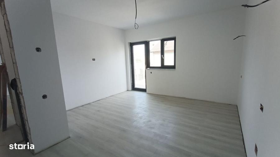 Casa 145mp utili, 450mp teren, 2 fronturi stradale, Balta Verde - 8