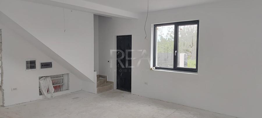 Casă individuală cu 4 camere cu Teren 362 Mp în Clinceni