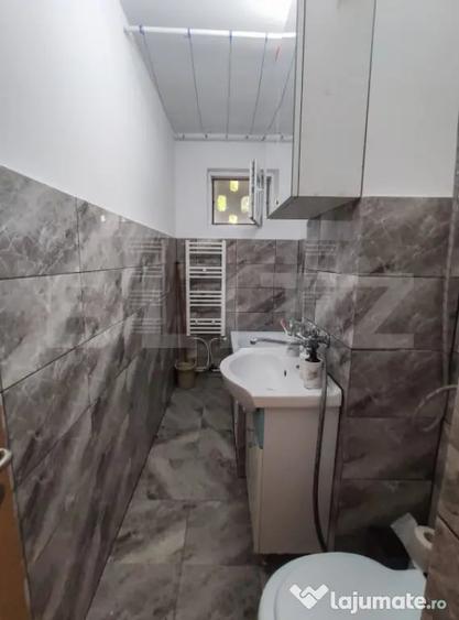 Apartament cu 3 camere semidecomandat în Micro 15