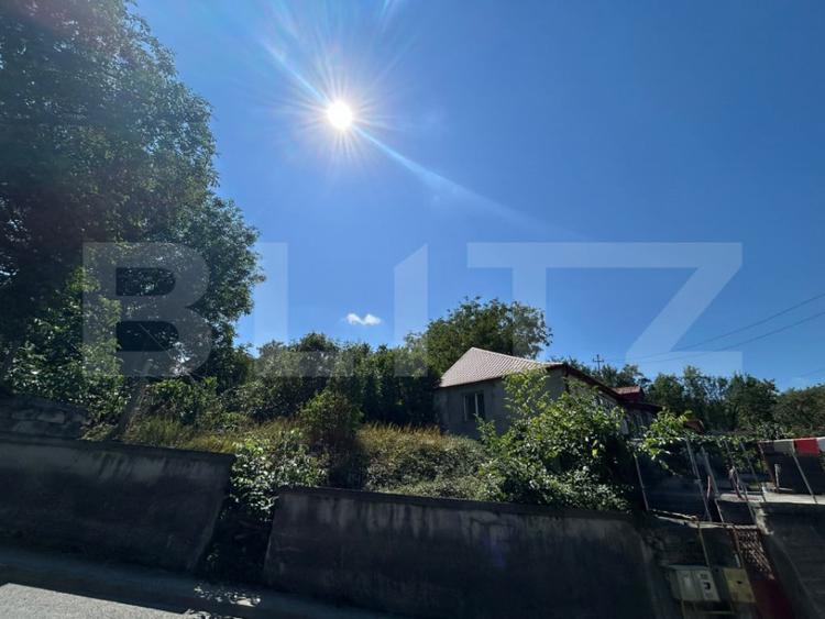 Teren de 100 mp, în Central