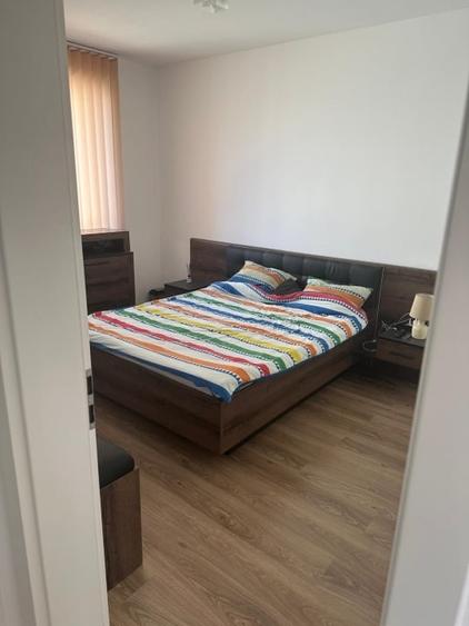 Apartament cu 3 camere decomandat, mobilat în Freidorf