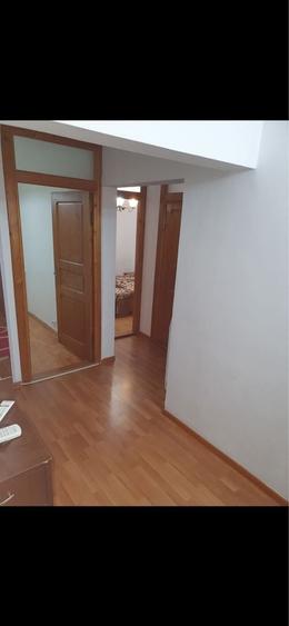 Apartament cu 3 camere decomandat în Kiseleff