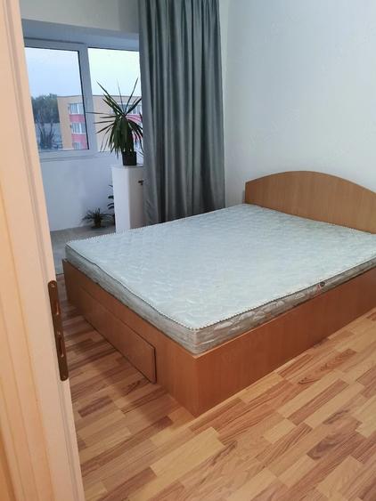 Apartament cu 2 camere semidecomandat în UMT