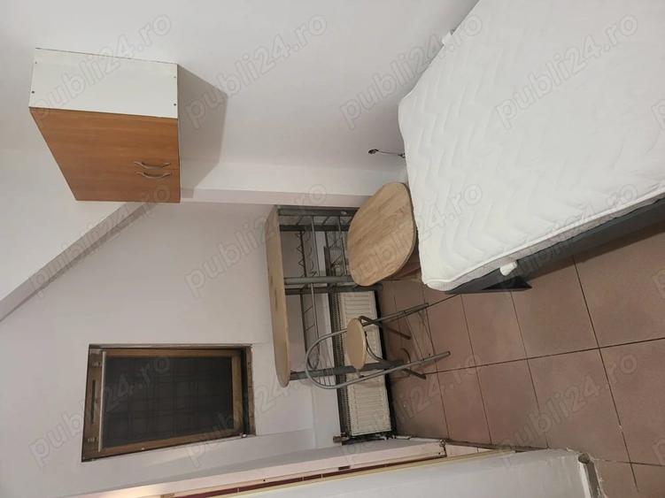 Garsonieră decomandată în Complex Studențesc