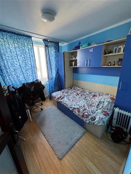 Apartament cu 4 camere decomandat în Brâncoveanu
