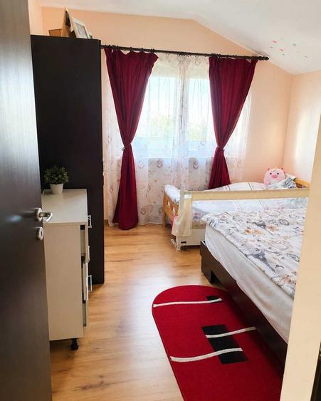Apartament cu 3 camere decomandat în Valea Adâncă