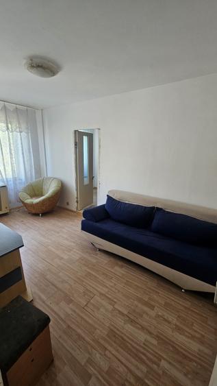 Apartament cu 2 camere semidecomandat în Exterior Vest