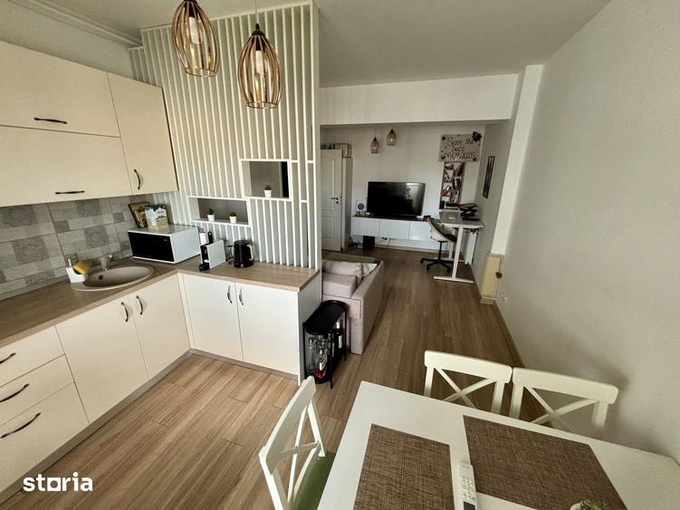 Apartament cu 2 camere în Apărătorii Patriei