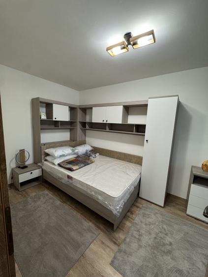 Apartament cu 2 camere semidecomandat, mobilat în Vest - Lamâița