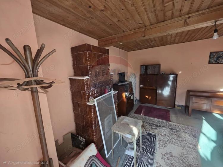 Casă cu Teren 2880 Mp în Giulvăz