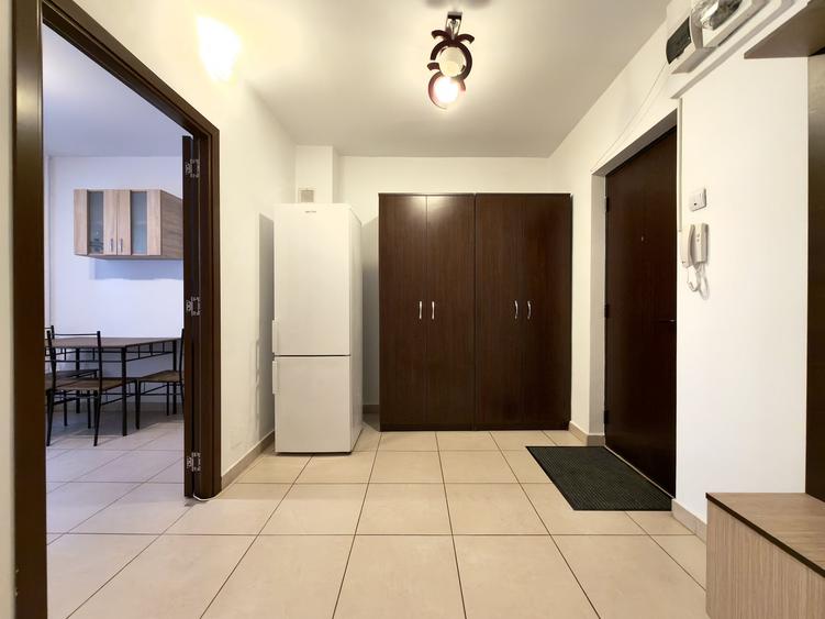 Apartament cu 2 camere semidecomandat, mobilat în Ștefan cel Mare