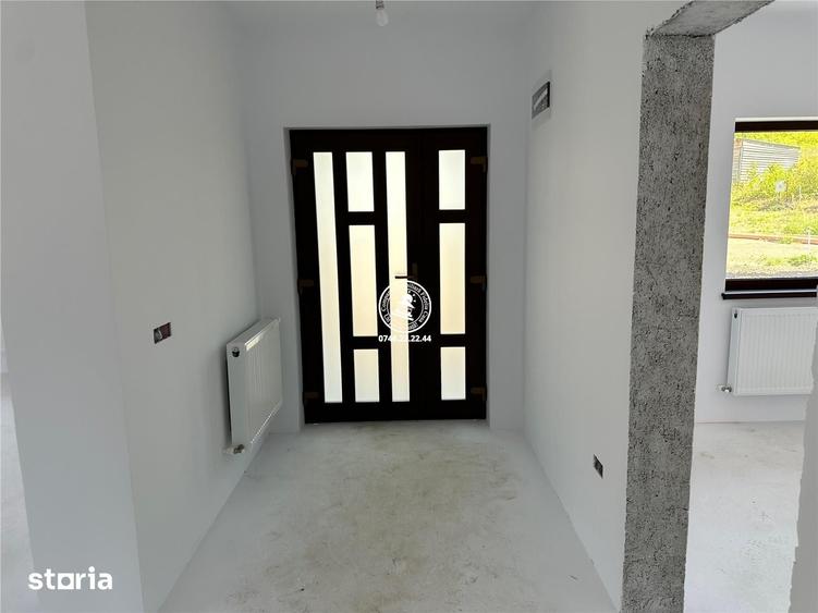 Casa de vanzare 4 camere, Tomesti - Iasi - 12
