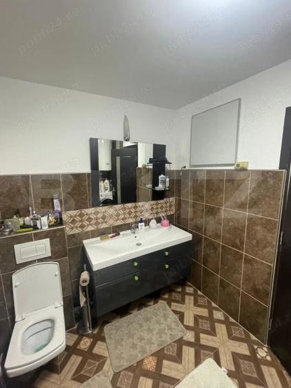 Casă individuală cu 4 camere cu Canalizare în Unirii