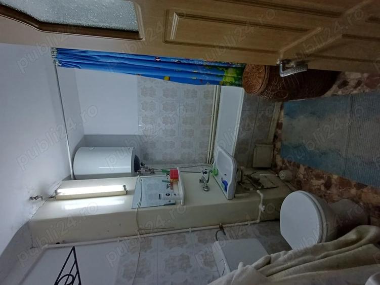 Apartament cu 3 camere decomandat în Tineretului