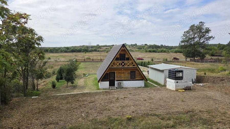 Casă cu 3 camere cu Teren 2500 Mp în Găiseanca