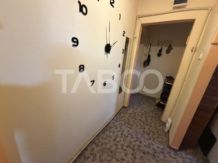Apartament cu 2 camere semidecomandat, mobilat în Făgăraș