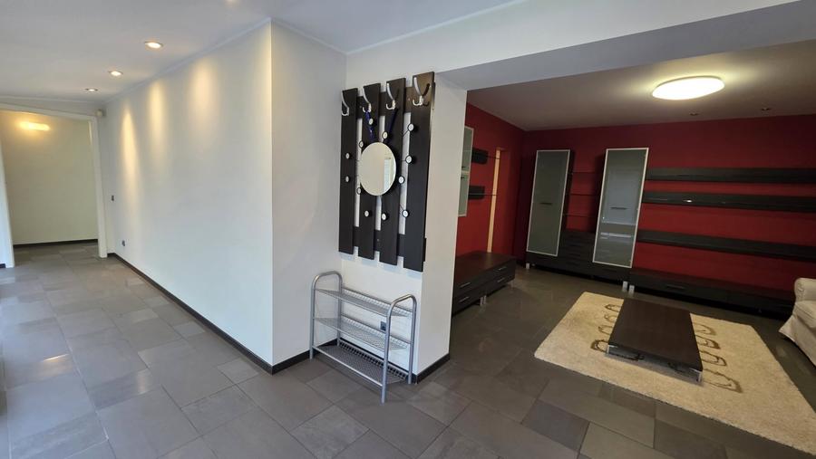 Apartament cu 2 camere decomandat, mobilat în Aradului