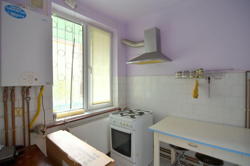 Apartament cu 2 camere semidecomandat, mobilat în Ultracentral