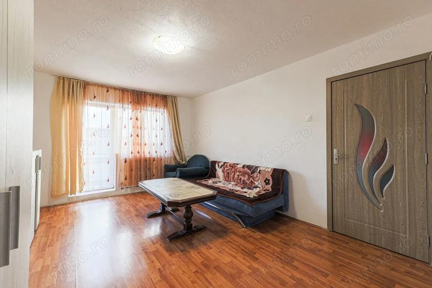 Apartament cu 3 camere decomandat, mobilat în Aradul Nou