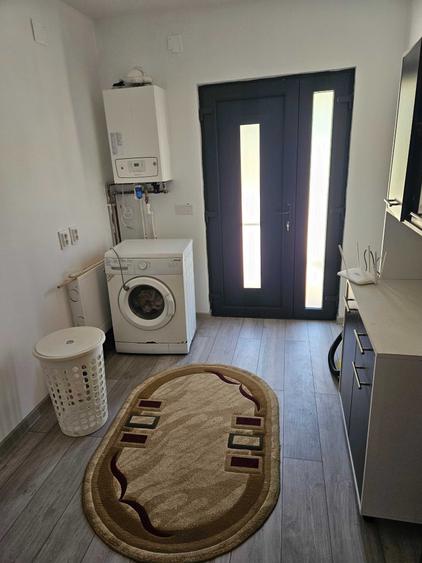 Casă cu 2 camere în Central
