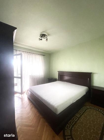 Apartament cu 3 camere decomandat în Tolstoi