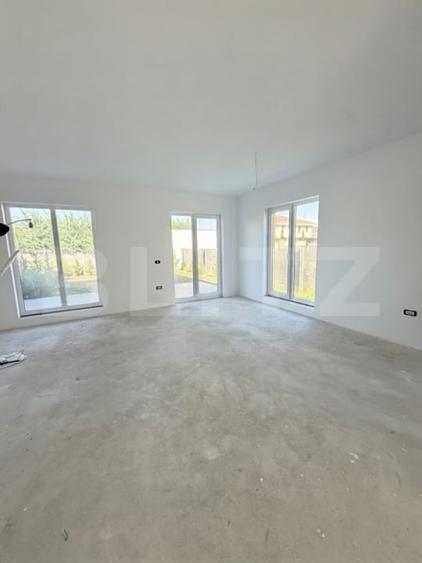 Duplex cu 4 camere cu Canalizare în Dumbrăvița