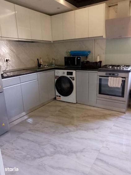 Apartament cu 2 camere decomandat în Buzaului