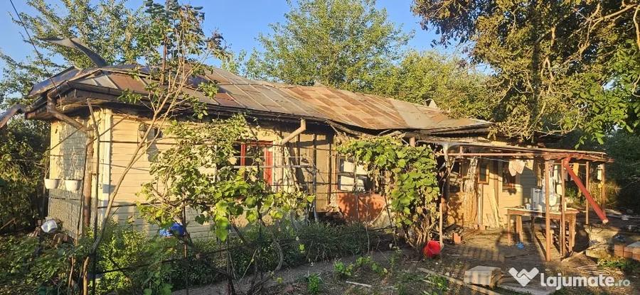 Casă cu 4 camere în Bălanu