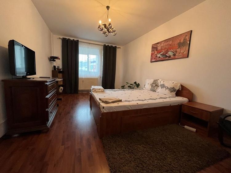 Proprietar 3 camere Decomandat vis a vis de MegaMall - 2
