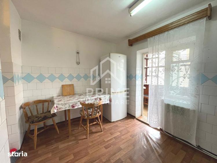 Apartament cu 3 camere, mobilat în Cetate