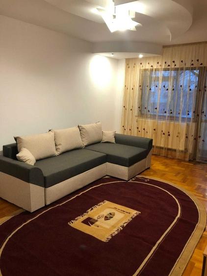 Apartament cu 3 camere decomandat în Bistrița Lac